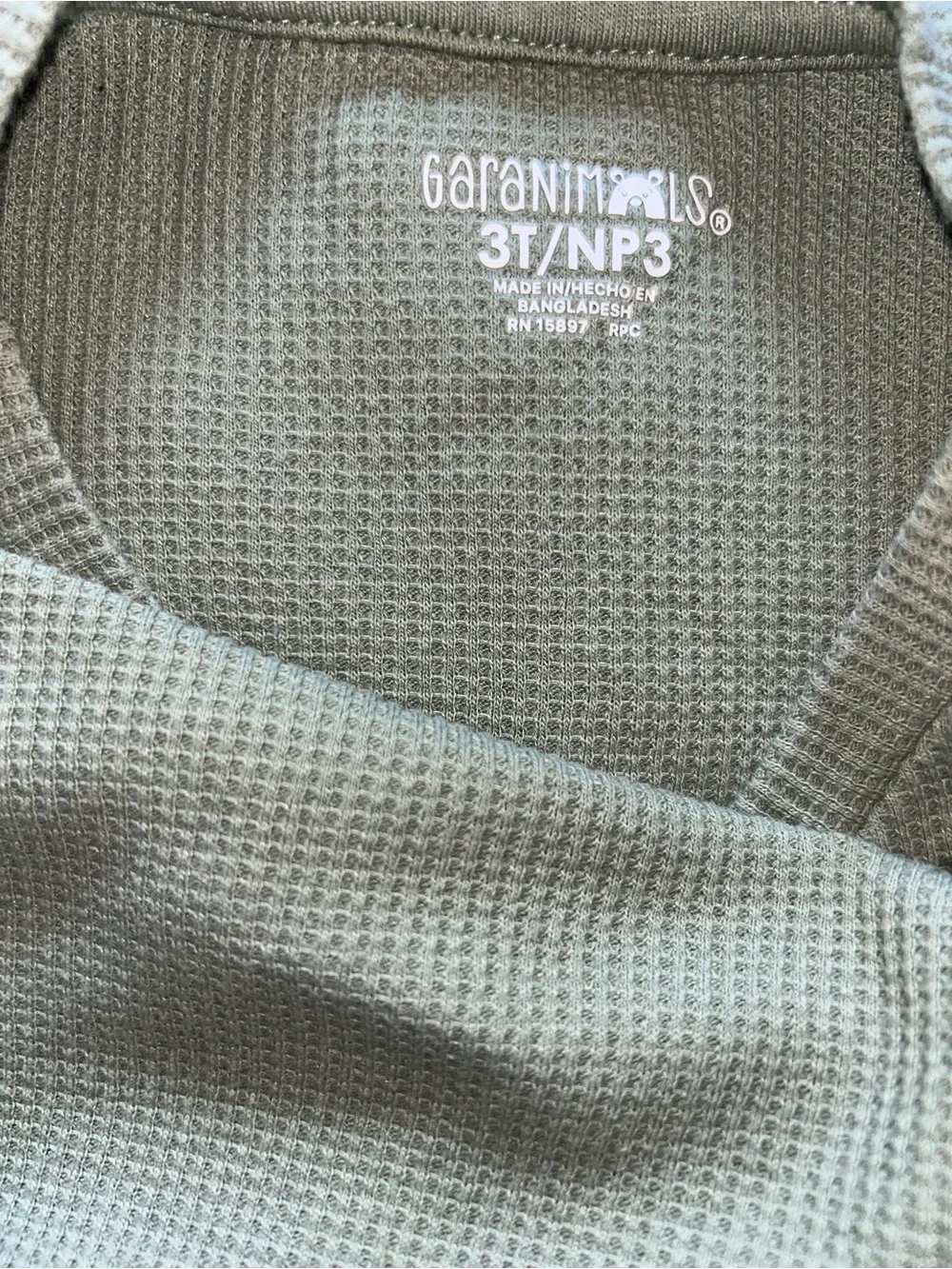EUC, Light Sage Green Thermal Ruffle Pocket Pullover size 3T